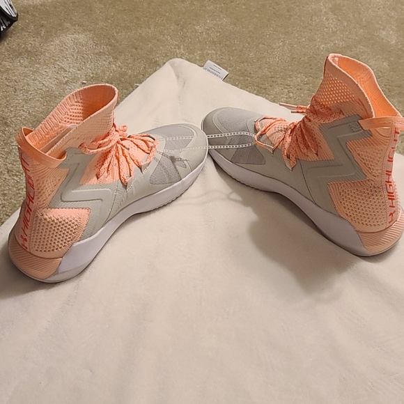 Under Armour Volleyball Shoes - Picture 4 of 5